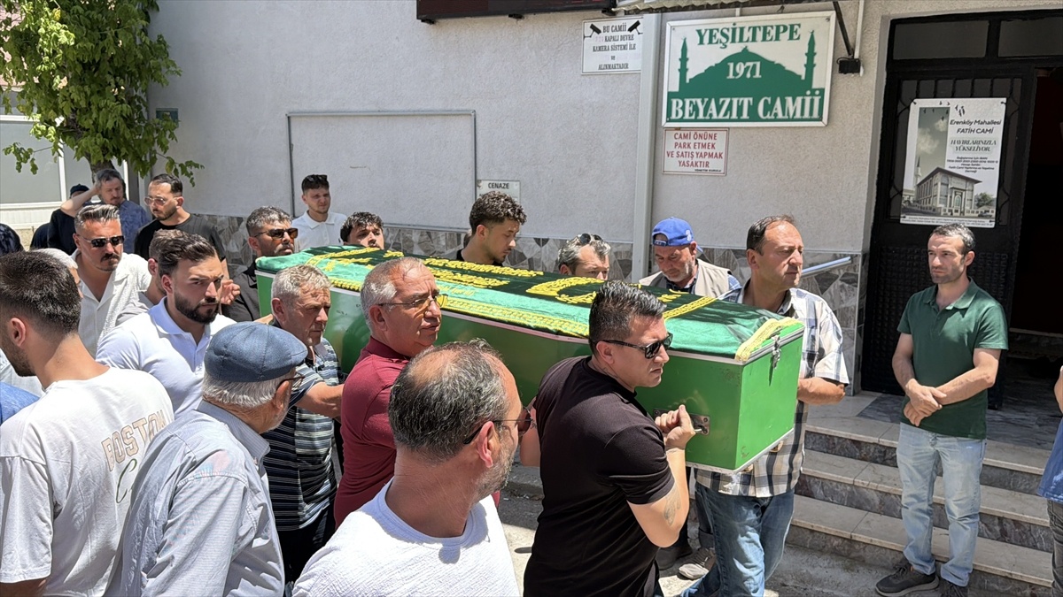 Eskişehir\'de trafik kazası: 86 yaşındaki kadın hayatını kaybetti