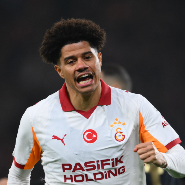 Galatasaray'dan Napoli'ye dev fatura! İki yıldız için servet istiyorlar
