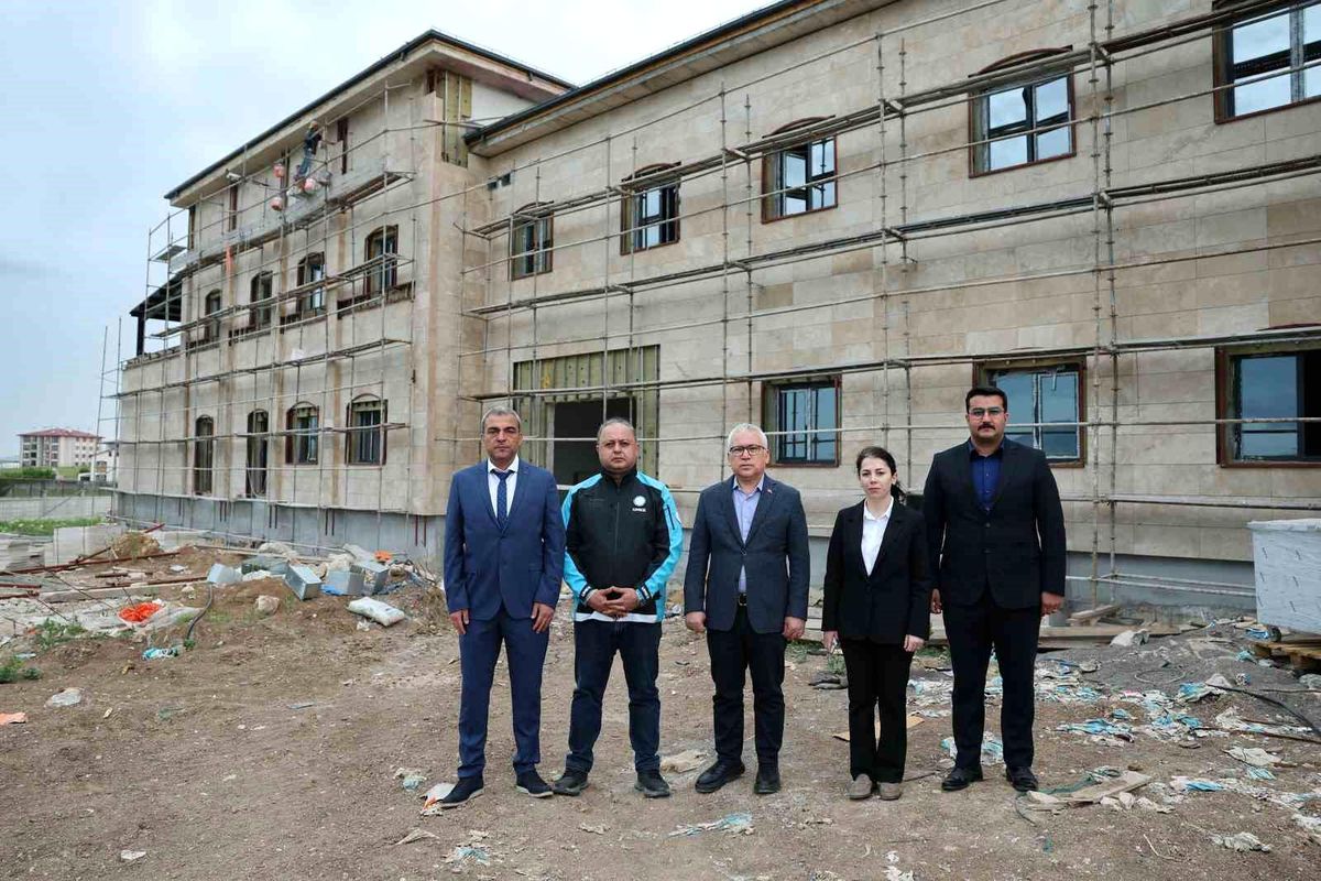 Hafik Devlet Hastanesi\'nde İnşaat Tamamlanıyor