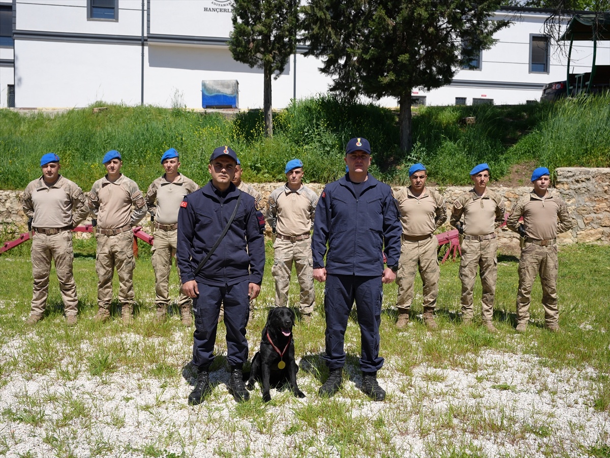 İz Takip Köpeği Becet Emekli Oldu