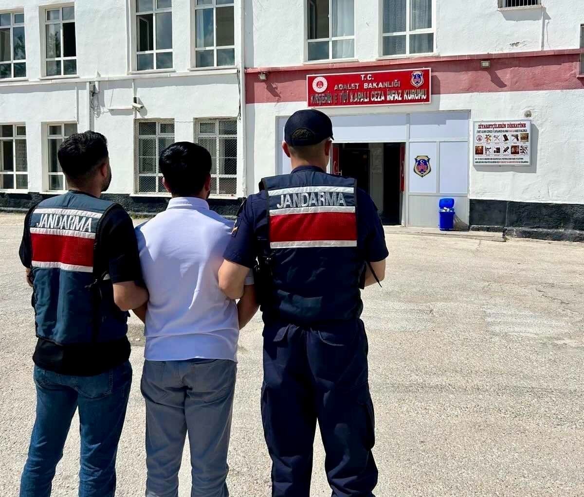 Firari Hükümlü Kırşehir\'de Yakalandı