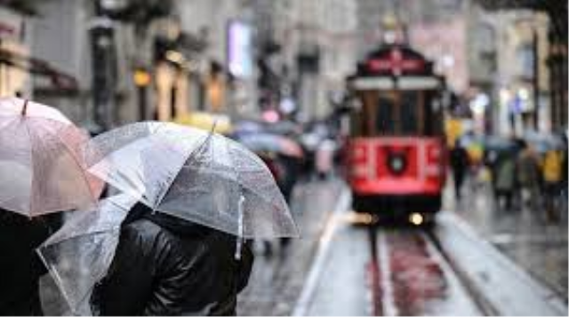 Meteoroloji bölge bölge uyardı! Yaz ortasında sağanak şoku: Yağış nereleri vuracak?