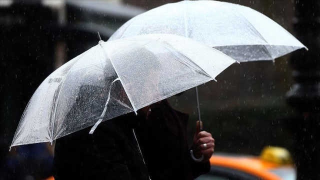 Meteoroloji bölge bölge uyardı! Yaz ortasında sağanak şoku: Yağış nereleri vuracak?