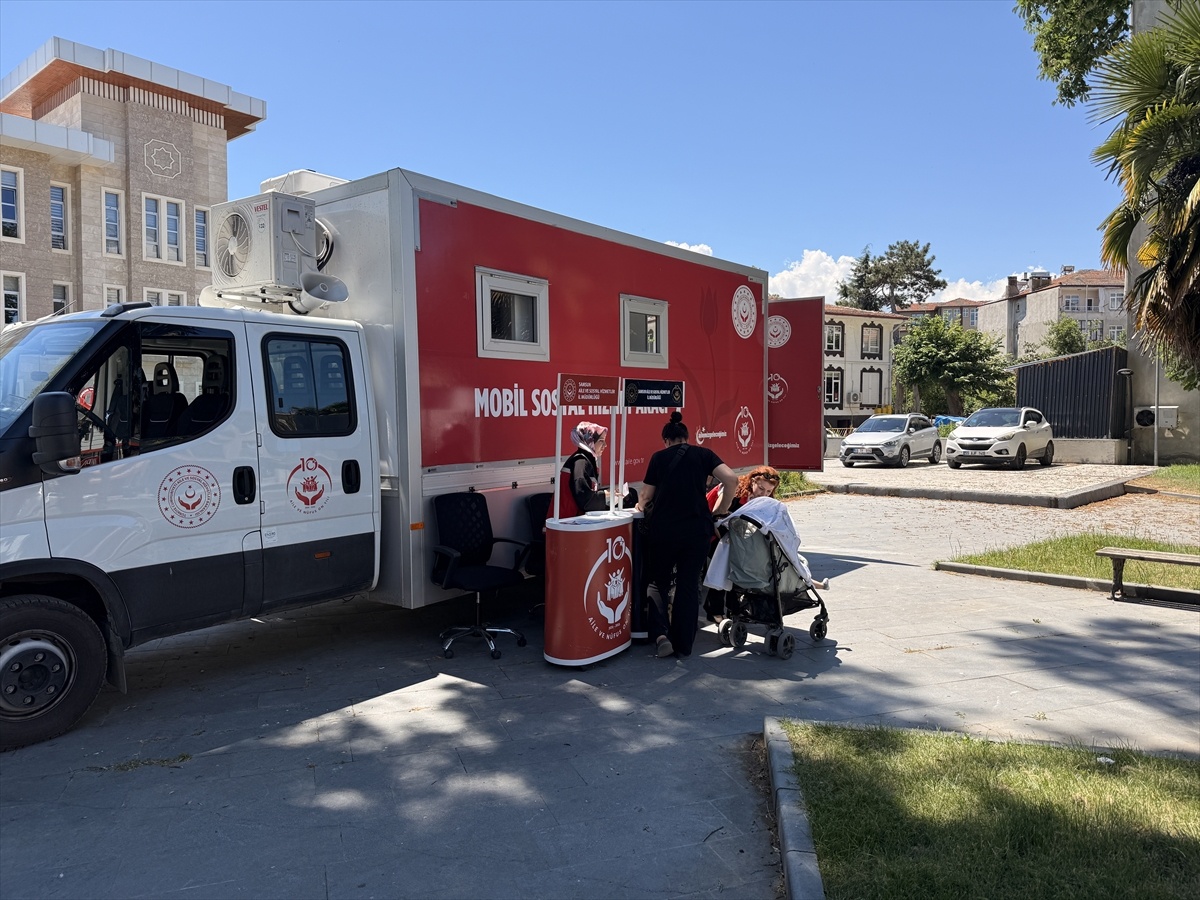 Alaçam\'da Mobil Sosyal Hizmet Aracı Hizmete Girdi