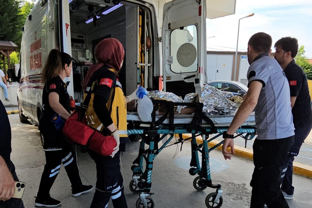 Sakarya’da bungalovda boğulma tehlikesi geçiren çocuk hastaneye kaldırıldı