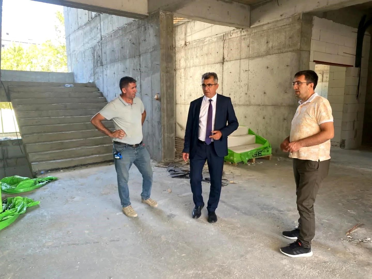 Söke\'de Atatürk Ortaokulu İnşaatında Sona Yaklaşıldı