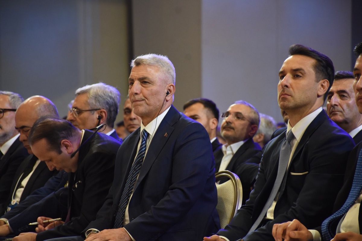 Bakan Bolat Özbekistan\'da yatırım forumuna katıldı
