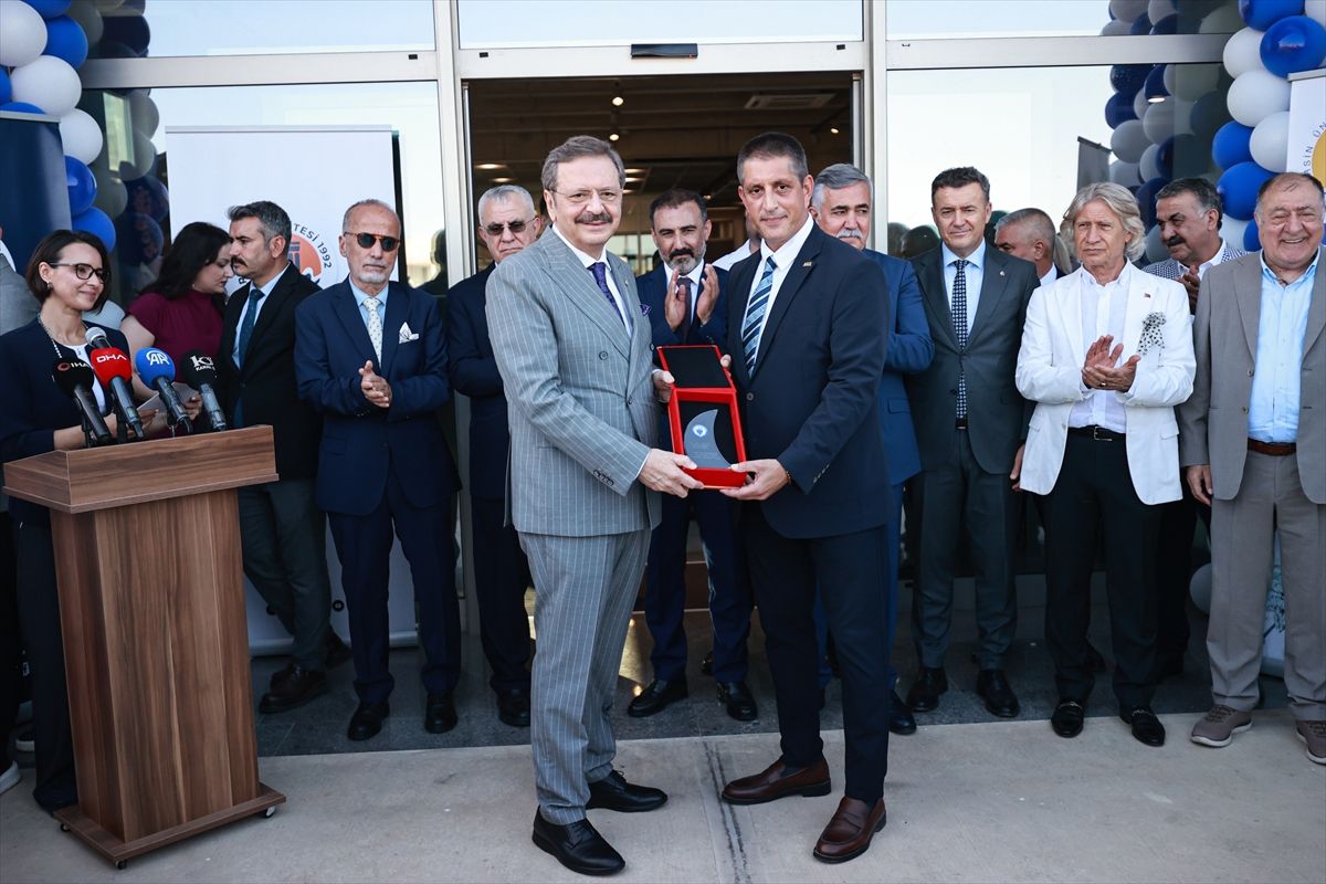 TOBB Başkanı Hisarcıklıoğlu MEÜ\'yi Ziyaret Etti