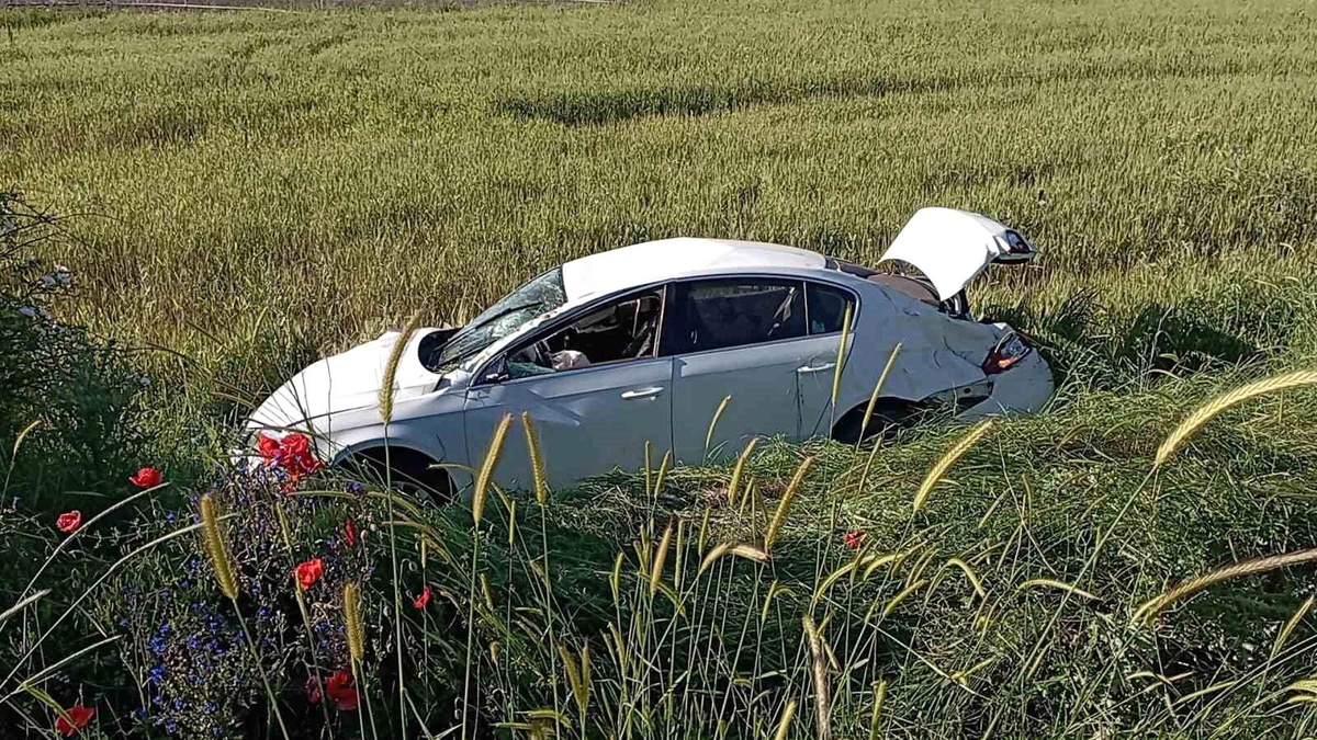 Tokat\'ta Trafik Kazası: Traktör İkiye Ayrıldı