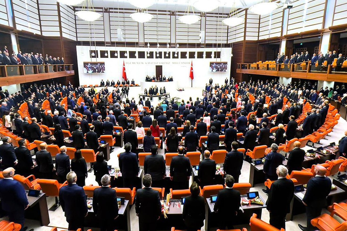 Meclis\'in tatil takvimi değişti! Gözler 12. Yargı Paketi\'nde