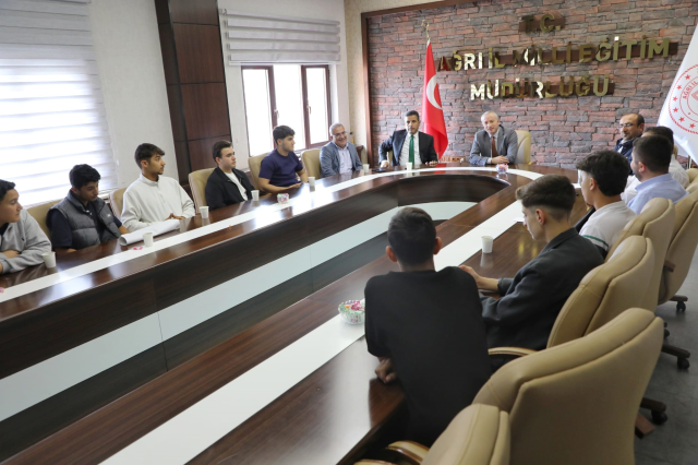 Ağrı'da Evliya Çelebi Öğrenci Değişim Projesi kapsamında gelen öğrenciler ağırlandı