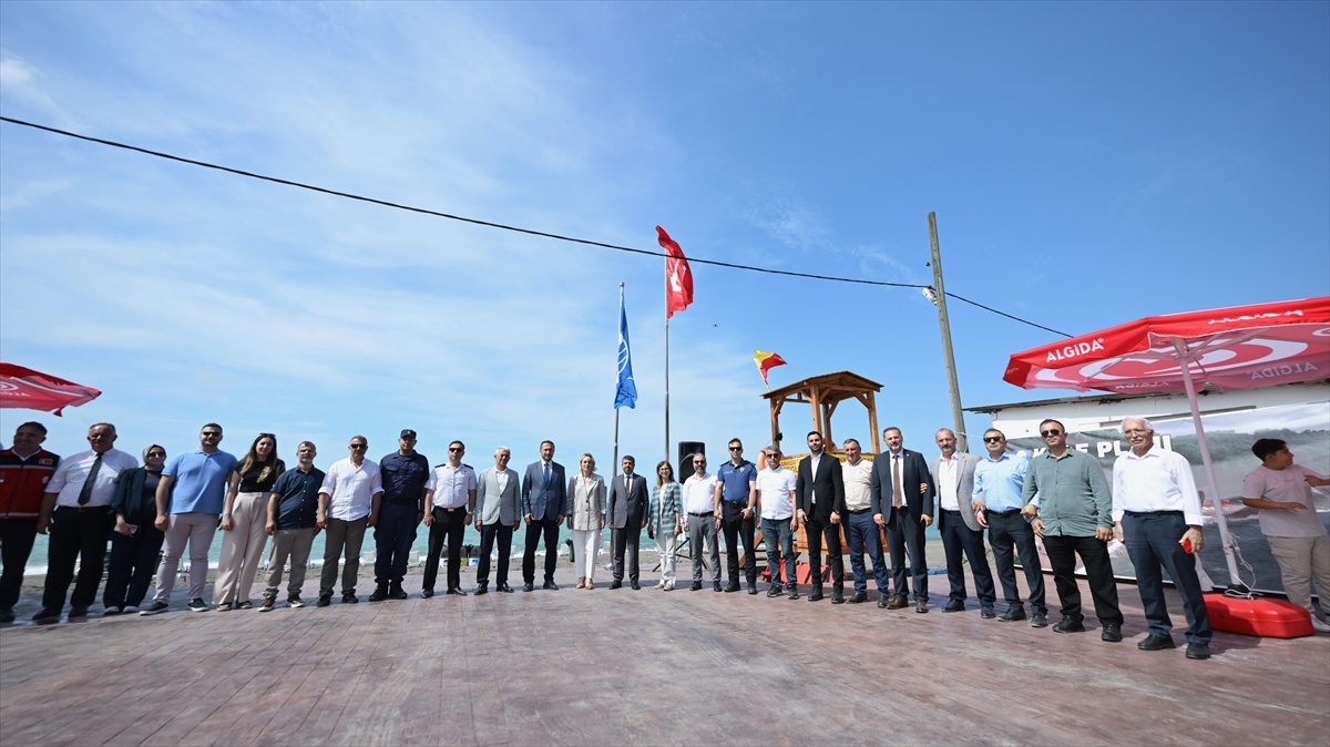 Akçakoca\'ya İki Yeni Mavi Bayrak