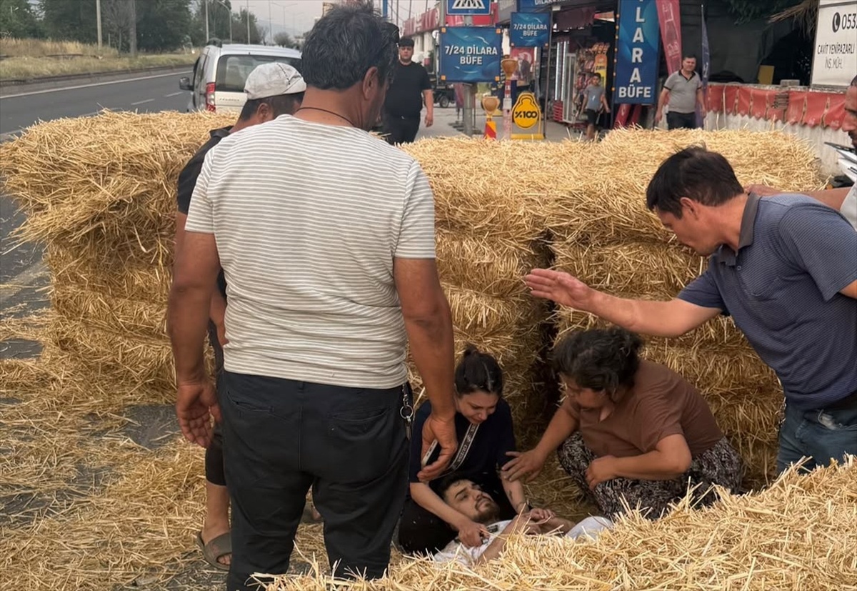 Traktör Kazasında Yaya Yaralandı