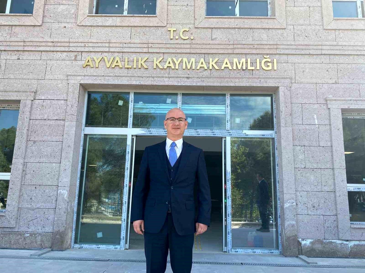 Ayvalık Kaymakamı Hasan Yaman, Bergama\'ya atandı