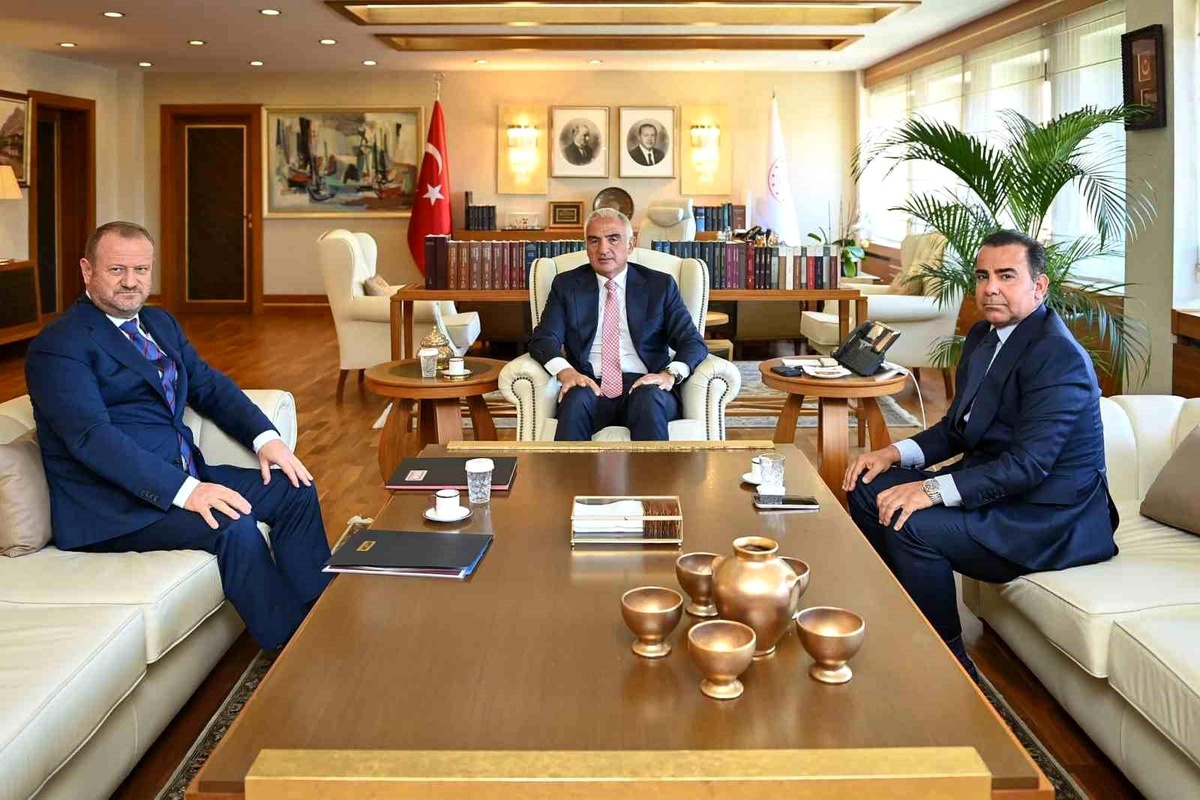 Ersoy ve Daniş\'tan Yayıncılık Toplantısı