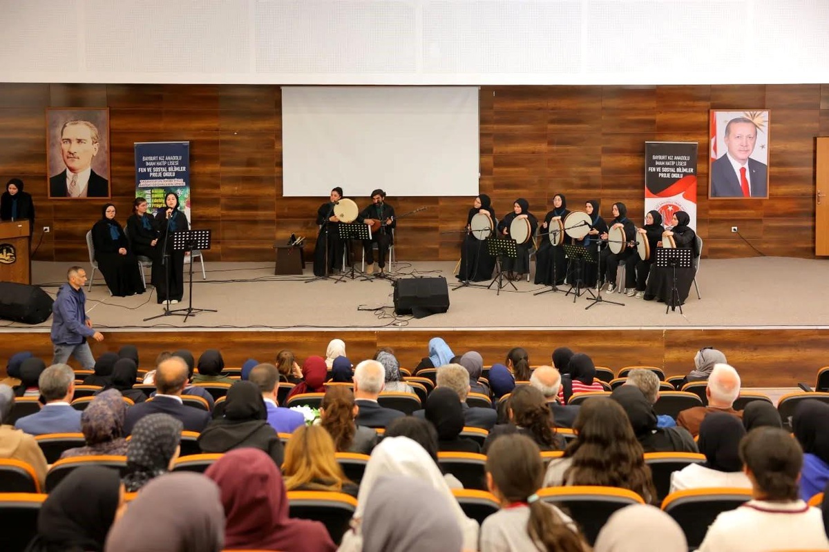 Bayburt\'ta Sada Projesi Kapanış Töreni