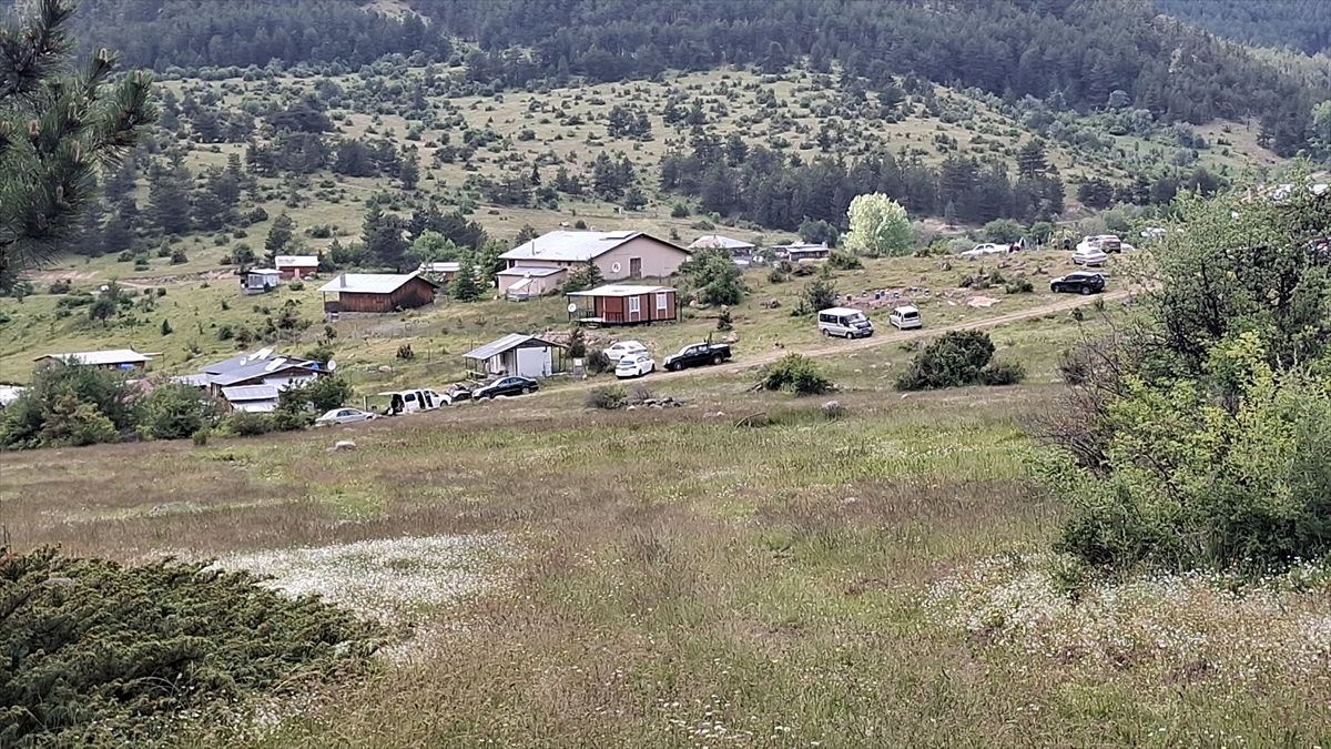 Beypazarı\'nda Kayıp Arif Uysal İçin Arama Çalışmaları Devam Ediyor
