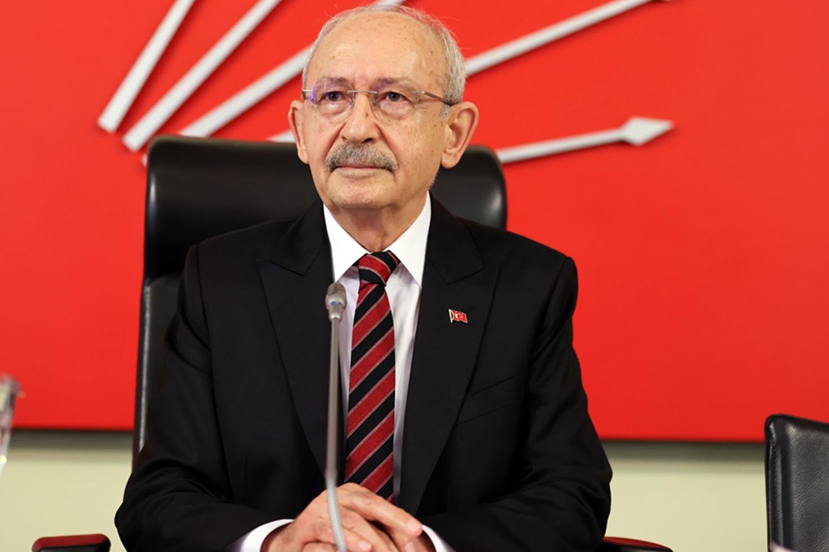 CHP MYK\'da yeni ihraç kararları! Aralarında Özgür Çelik de var
