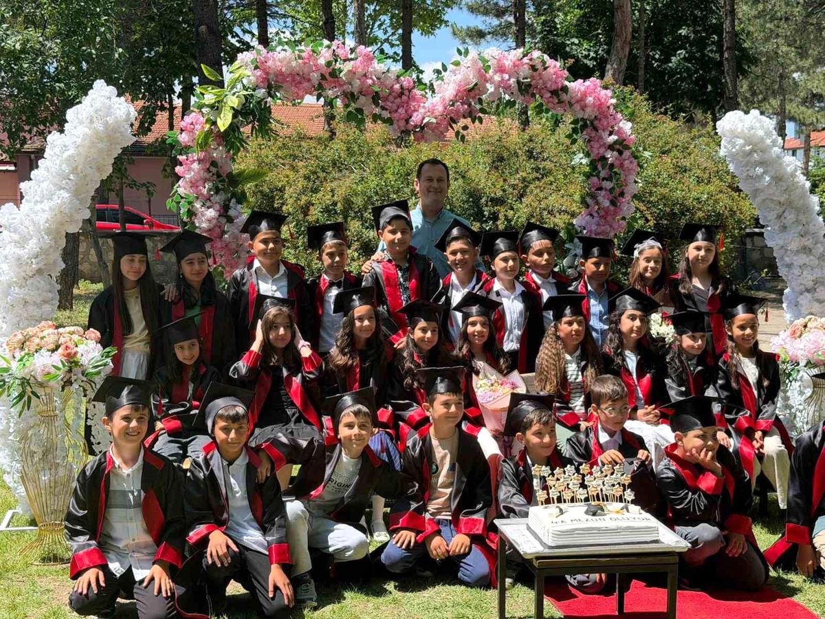 Şuhut\'ta Mezuniyet Coşkusu