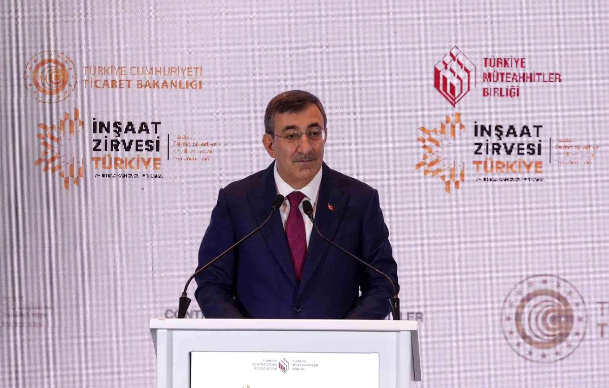 Yılmaz: İnşaat Sektörü Ekonomimize Katkı Sağlıyor