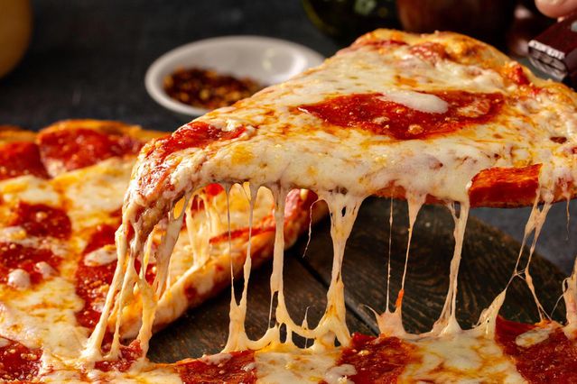 Dev pizza zinciri satıldı! Türkiye’de yüzlerce şubesi kapatılmıştı