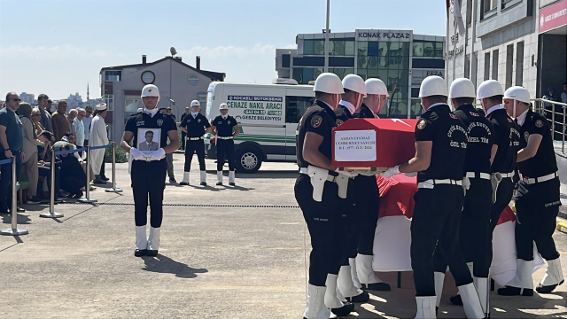 Duruşmada hayatını kaybeden savcı için hüzünlü tören