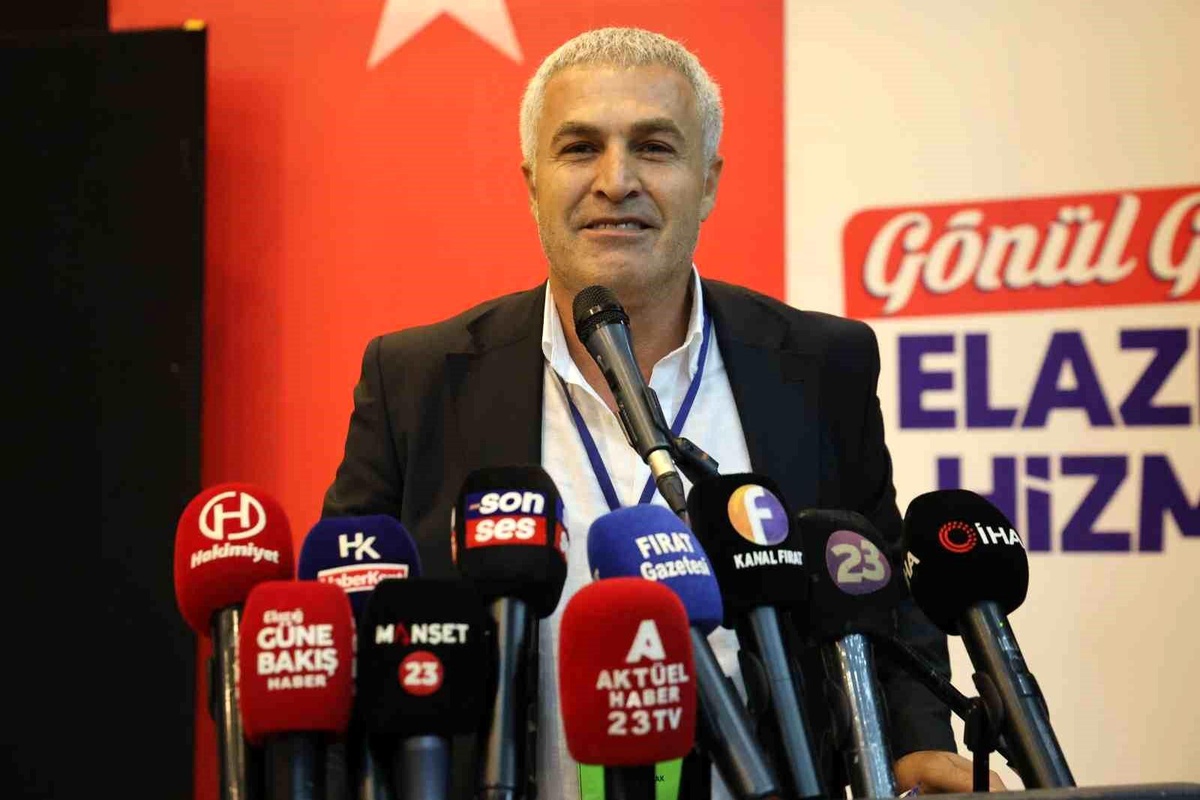 Elazığspor'da başkanlığa Ahmet Toprak seçildi