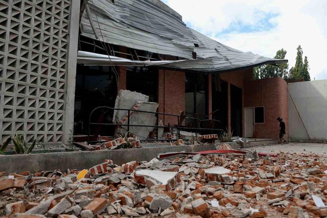 Sulawesi’de 6.7 Büyüklüğünde Deprem: 1 Ölü, 38 Yaralı