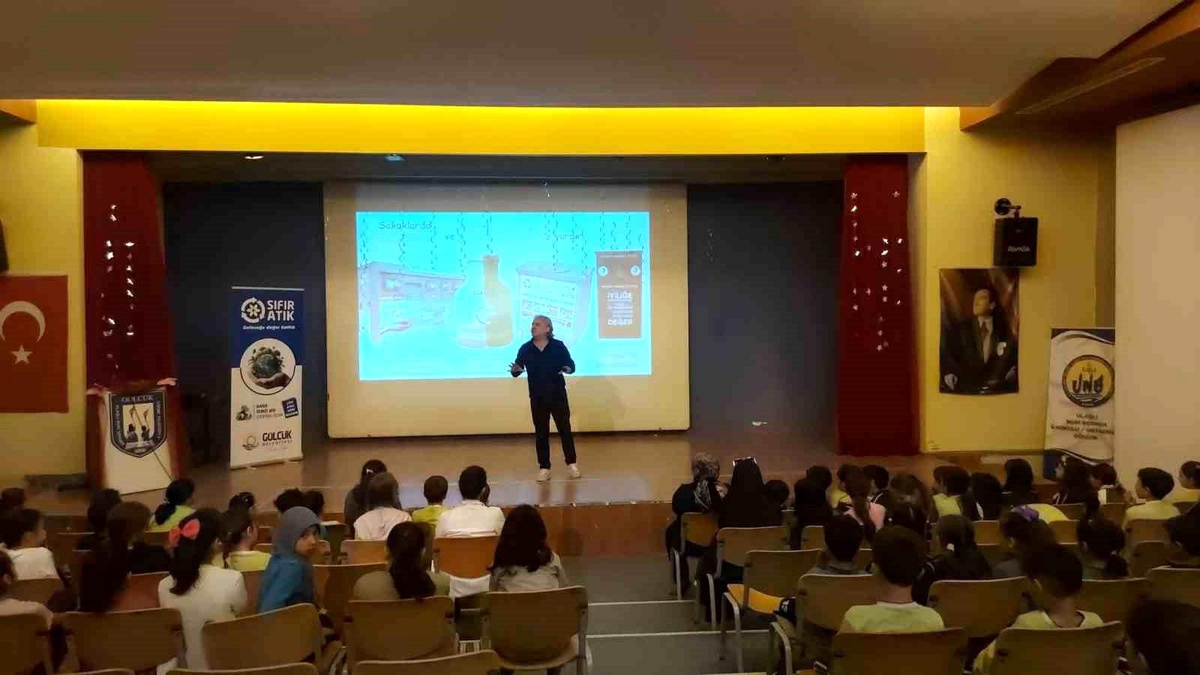 Gölcük\'te 3 bin 534 ilkokul öğrencisine sıfır atık eğitimi verildi