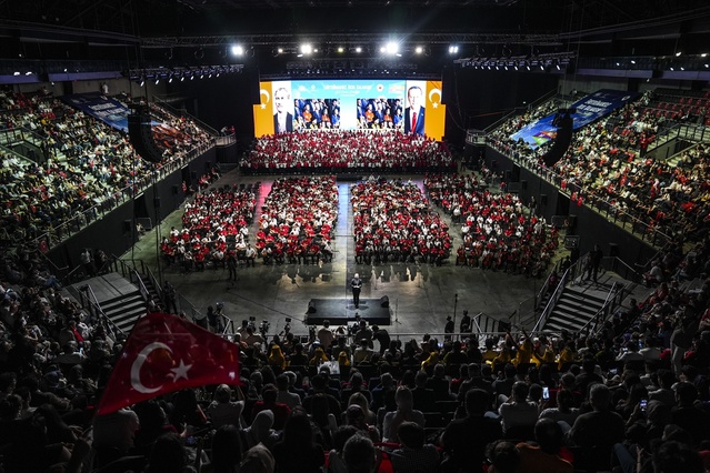 İstanbul’da 1500 öğrenci ‘Enstrümansız Okul Kalmasın’ şenliğinde buluştu