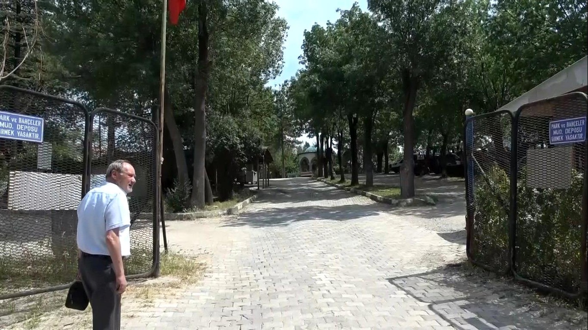 Karahisar\'da tarihi kabir ziyarete kapalı