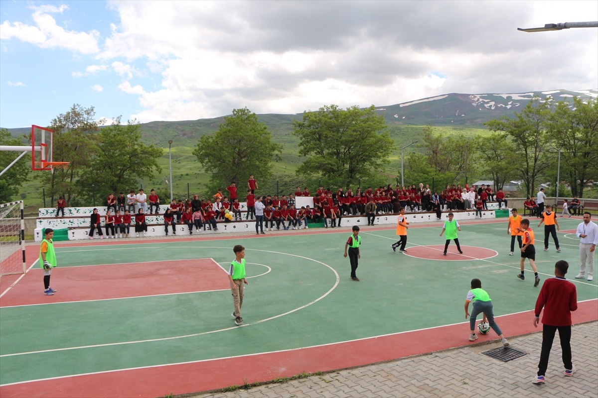 Karlıova\'da Yıl Sonu Etkinliği
