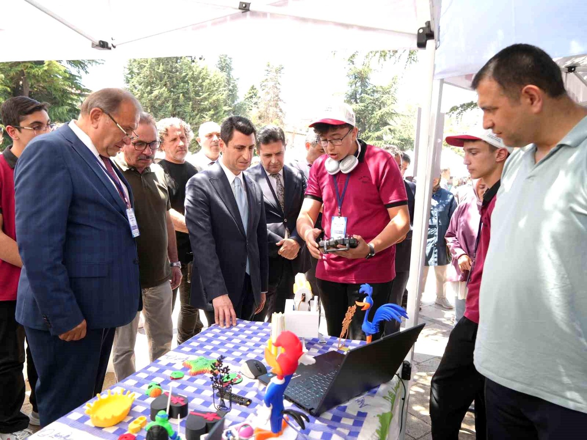 Kastamonu\'da Mesleki Eğitim Şenliği Coşkusu