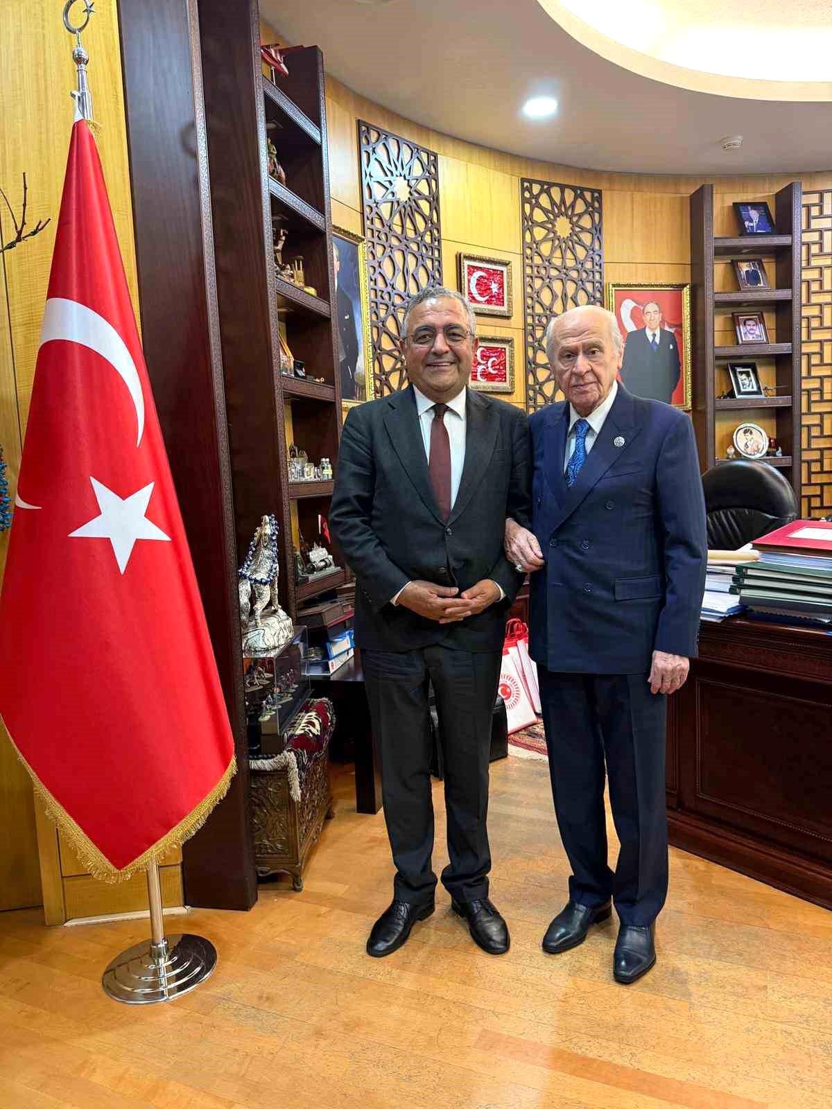 Bahçeli ve Tanrıkulu Barış İçin Bir Araya Geldi