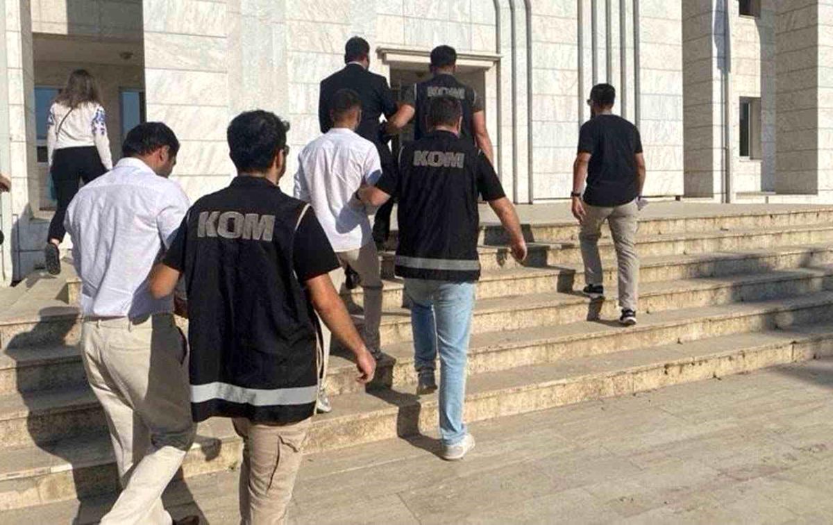 Muğla\'da Kaçak Silah Operasyonu