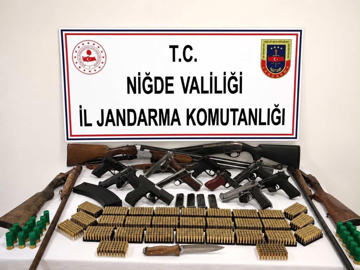 Niğde\'de Yasadışı Silah Operasyonu