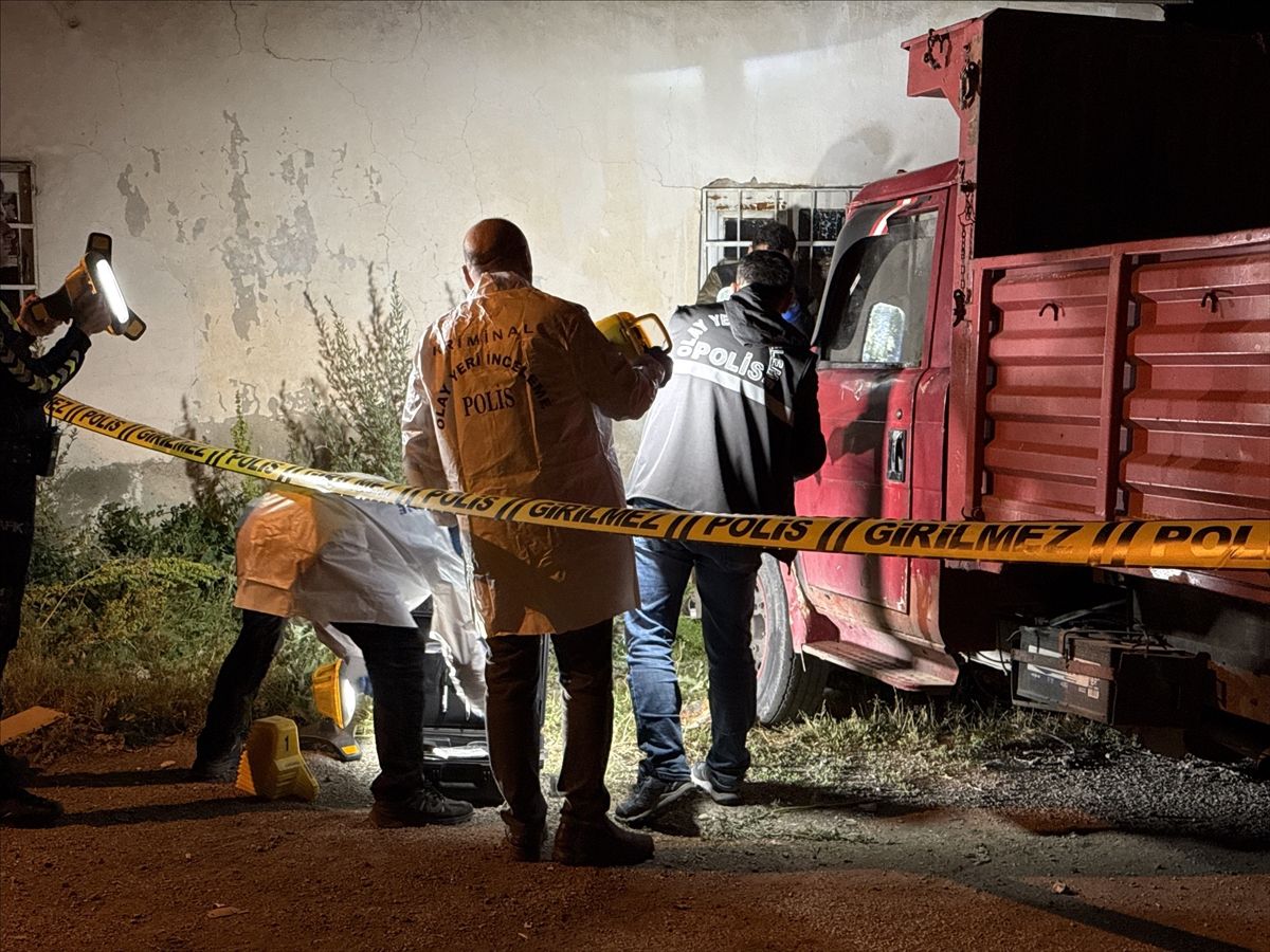 Kamyonet Çocuk İş Yerinden Hayatını Kaybetti