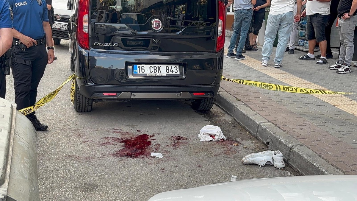 Bursa\'da Bıçaklı Kavga: 1 Ölü, 1 Yaralı
