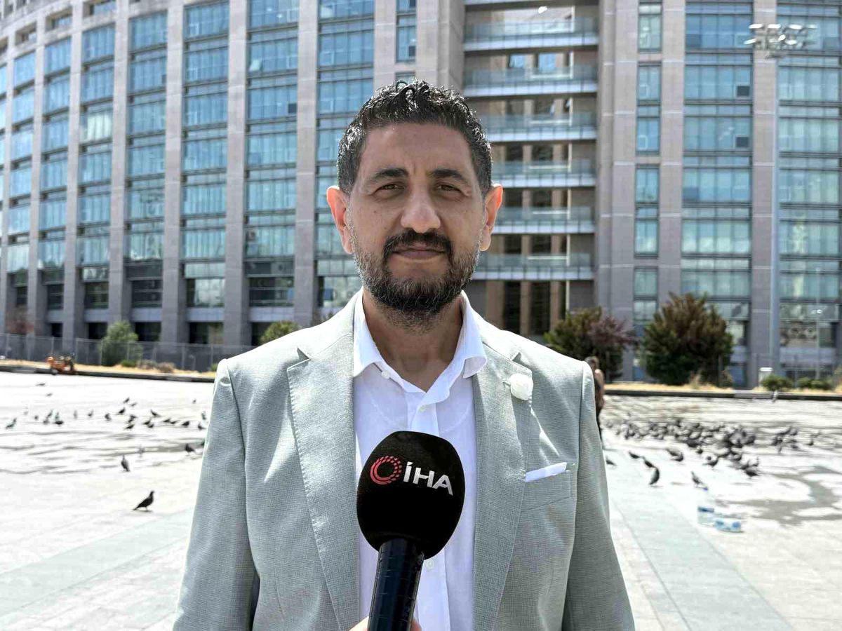 Turizmciden, CHP\'li Menderes Belediyesi\'ne yönelik "rüşvet" iddiası: "Ruhsat için 250 bin dolar ve 400 bin euro talep ettiler"