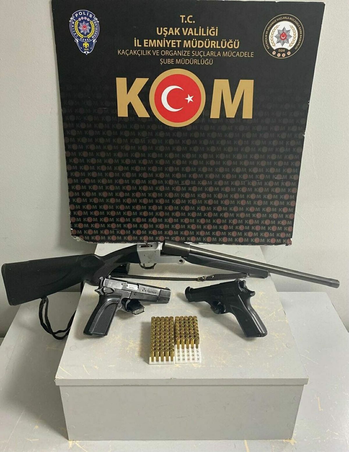 Uşak\'ta Kaçakçılık Operasyonu: 3 Gözaltı