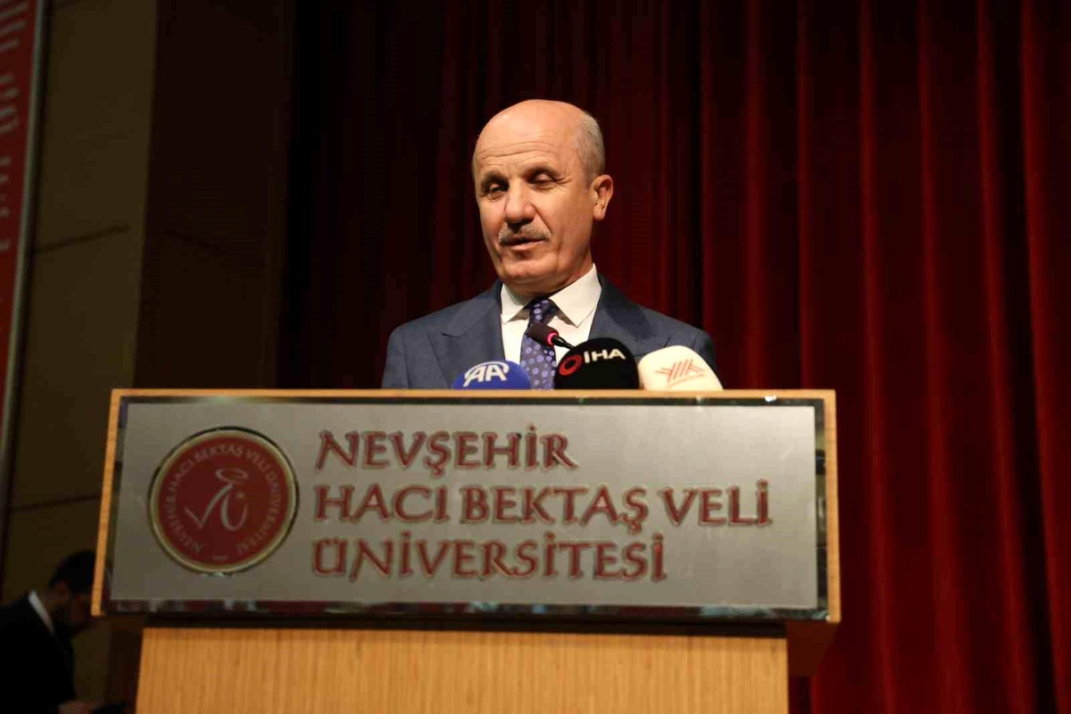 YÖK Başkanı: Mezuniyet bitiş değil, yeni başlangıç