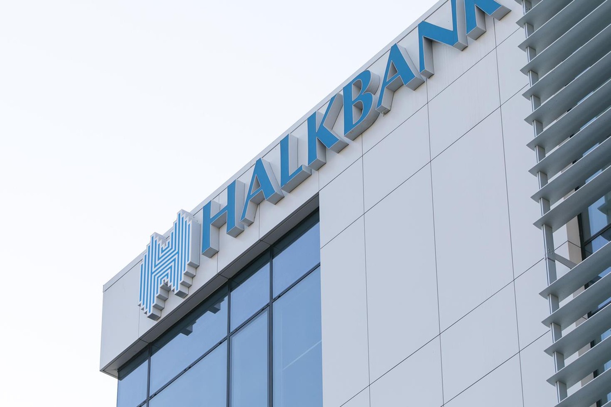 Halkbank\'ın ABD davası resmen düştü, hisseler yüzde 8,4 arttı