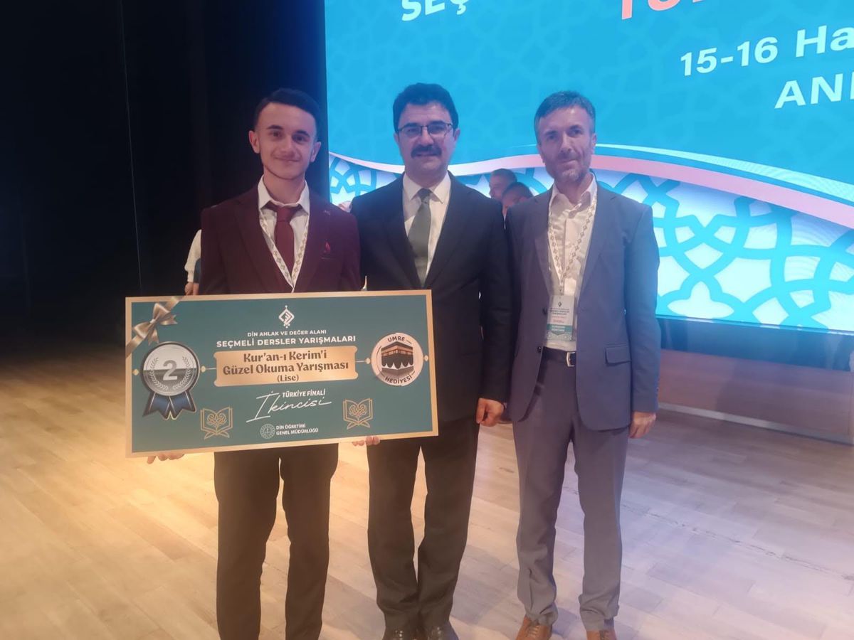 Ağrı Milli Eğitim Müdürü Kökrek\'ten Türkiye ikincisi Semih Suheyb Han\'a tebrik