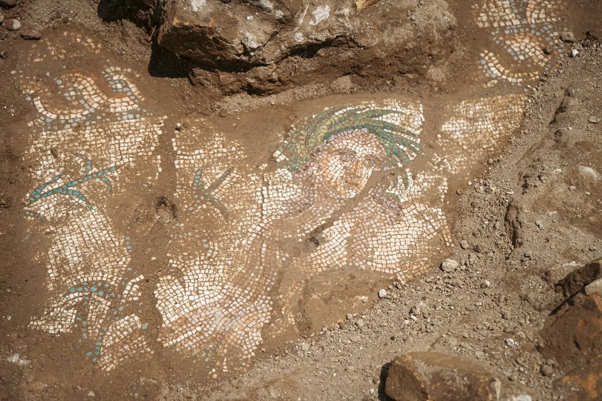 Aspendos\'ta Önemli Mozaik Keşfi