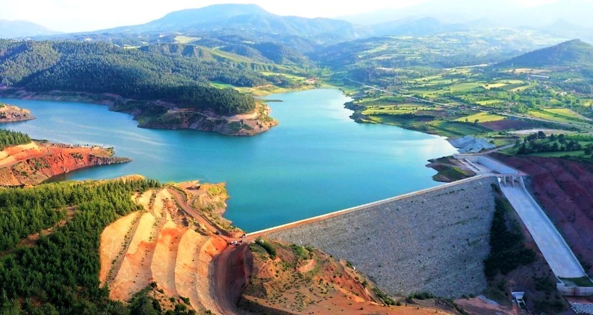 Balık avlamak için girdiği baraj gölünde kayboldu