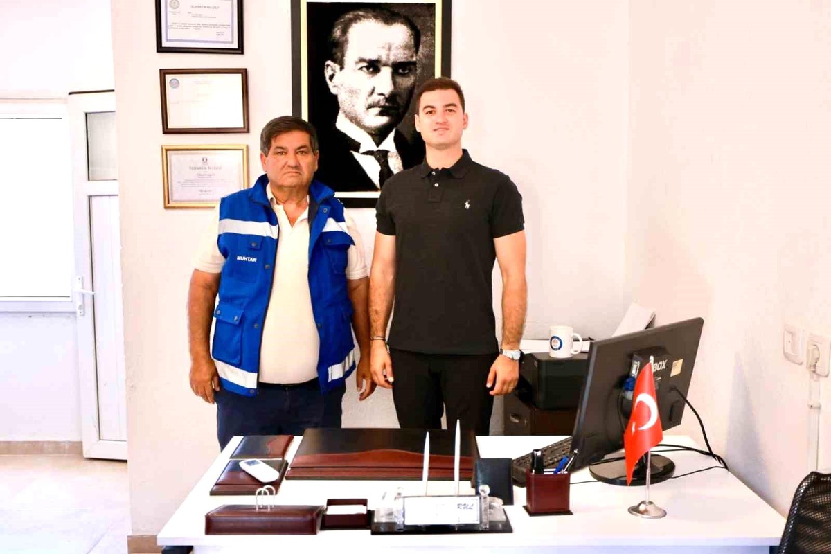 Başkan Mandalinci Türkbükü\'nde esnaf ve vatandaşla buluştu