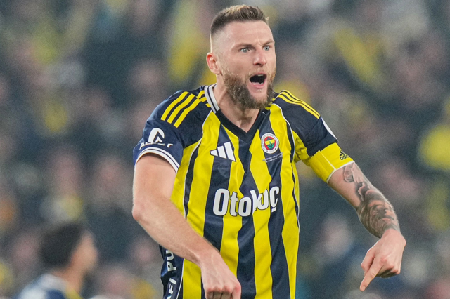 Bir saniye bile düşünmemiş! Skriniar'dan Fenerbahçelileri mest eden hareket