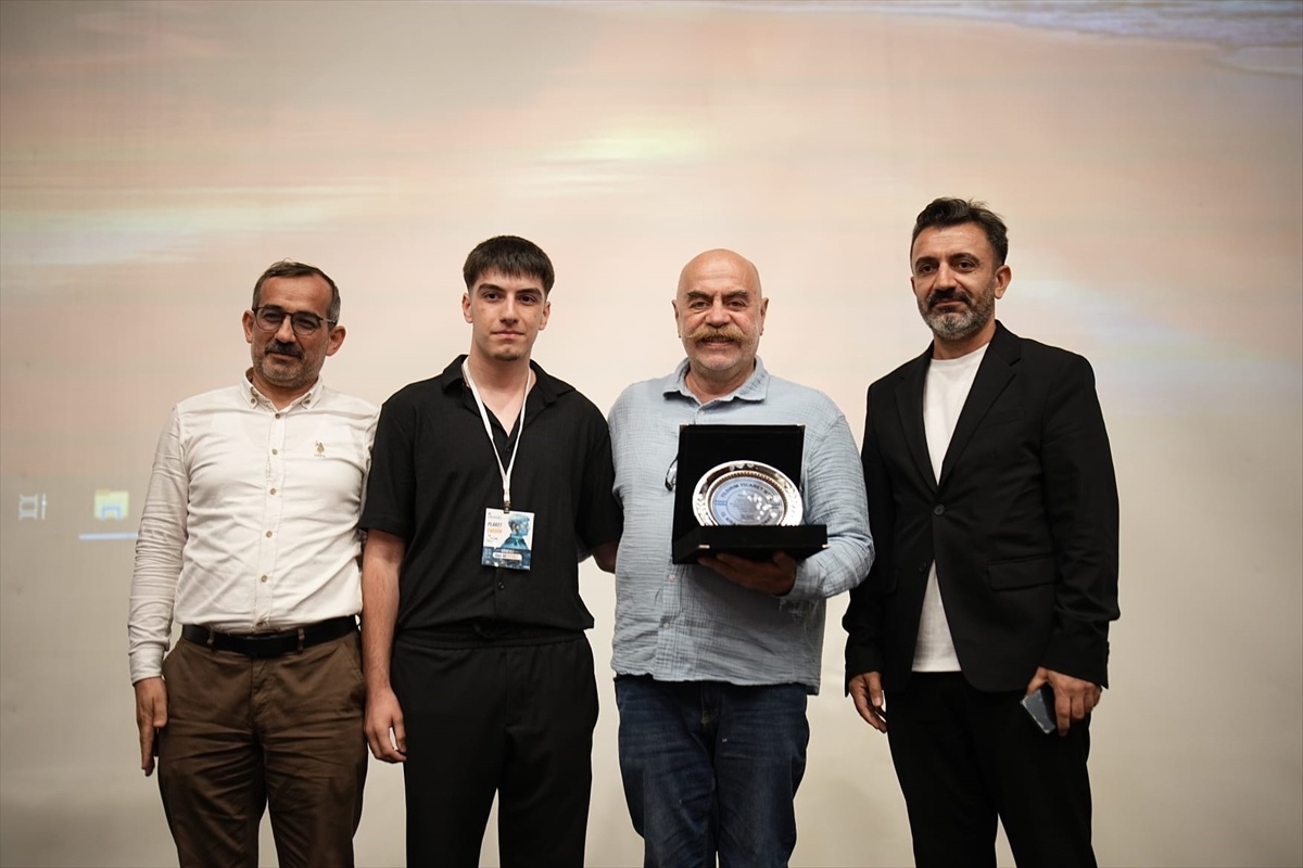 Bursa'da Kısa Film Yarışması Ödülleri Verildi