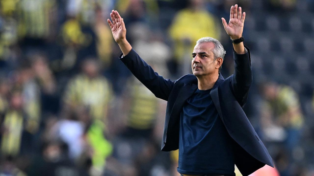Büyük ters köşe! İşte Fenerbahçe'nin yeni hocası