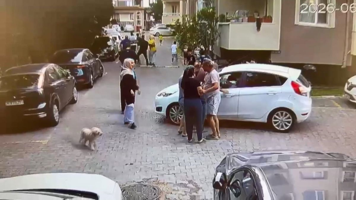 Çekmeköy\'de Kadın Sürücüler Arasında Kavga
